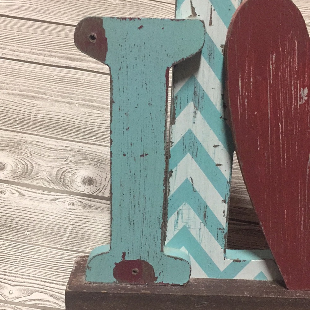 I Love Us Wood Decor - Picture 4 of 4